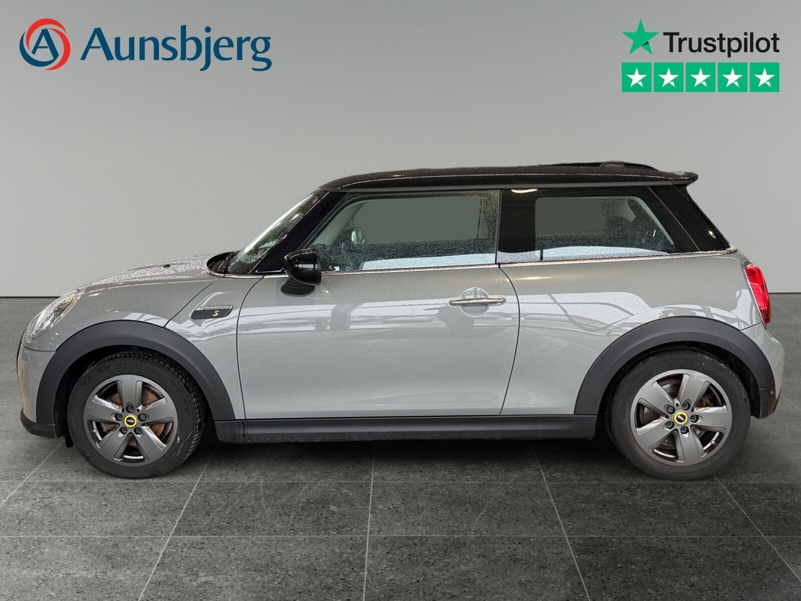 Mini Cooper SE Essential