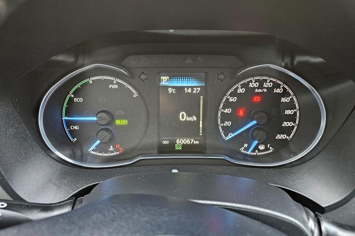 Rød Toyota Yaris fra 2020
