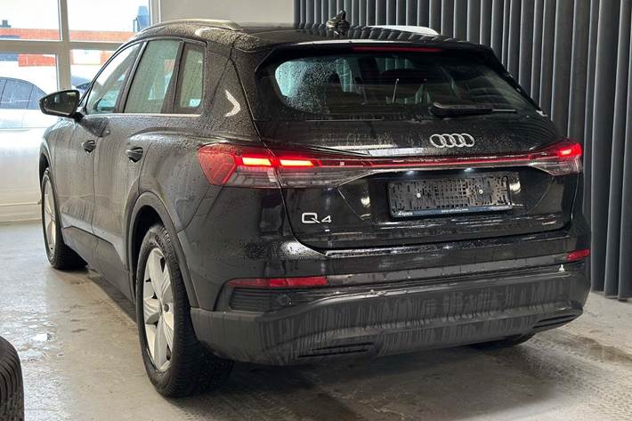 Sort Audi Q4 e-tron fra 2021