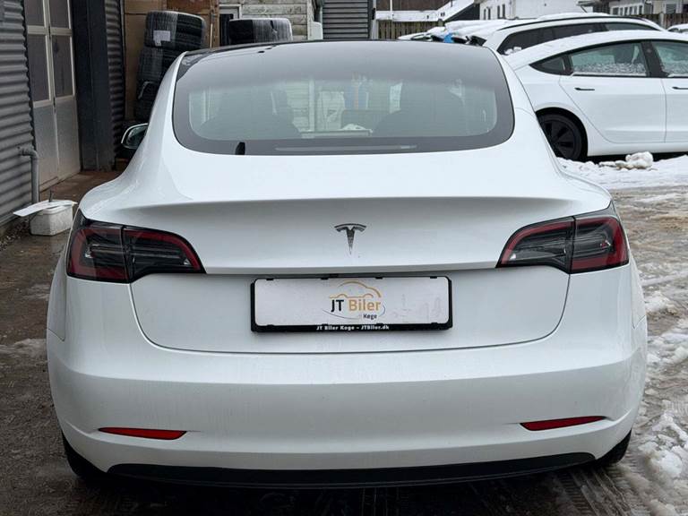 Tesla Model 3 Long Range RWD