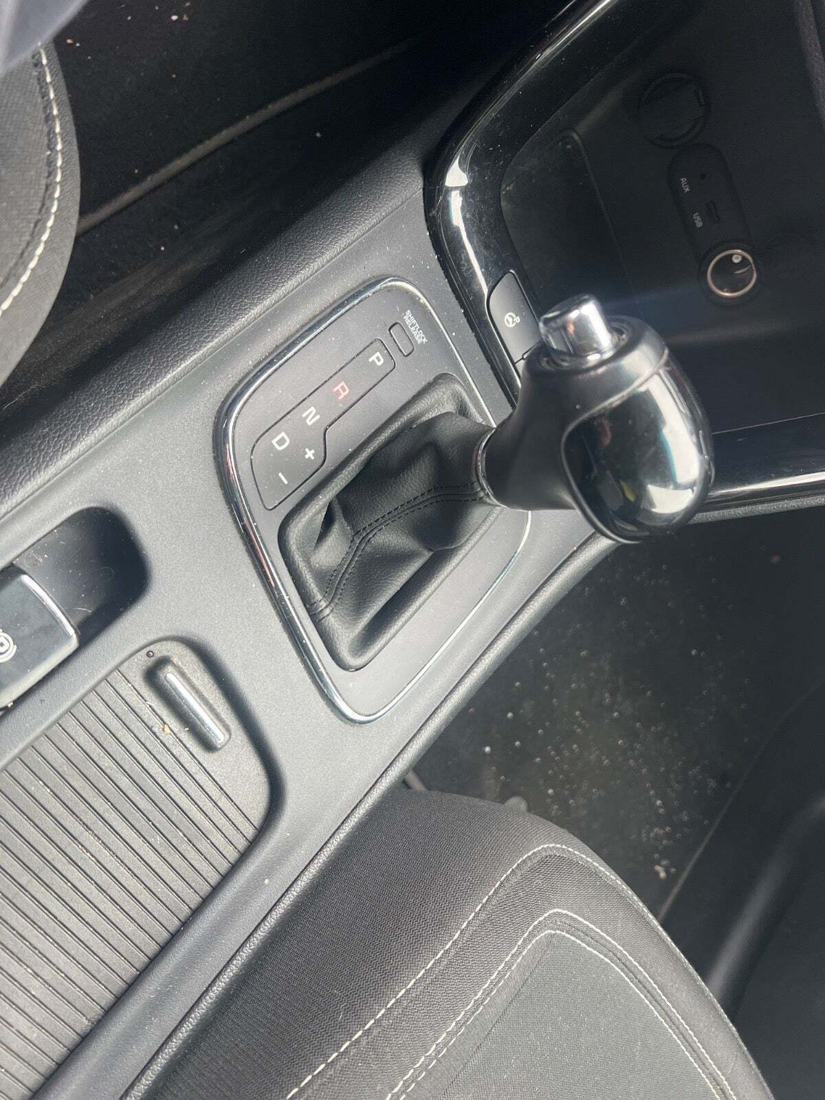 Kia Ceed 1,6 CRDi 128 Premium+ SW aut.