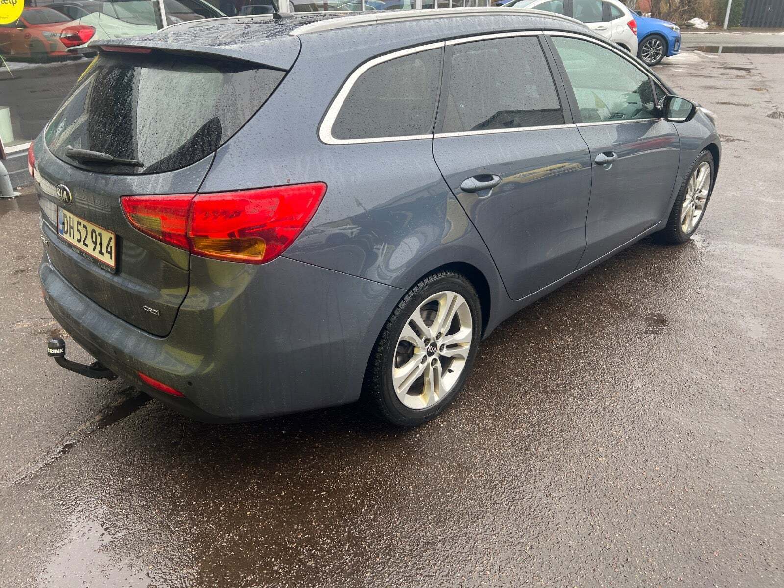 Kia Ceed 1,6 CRDi 128 Premium+ SW aut.