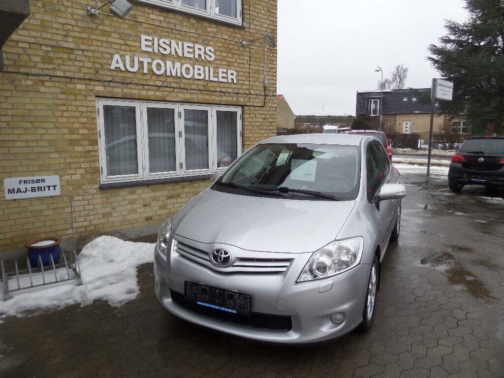 undefined Toyota Auris fra 2012
