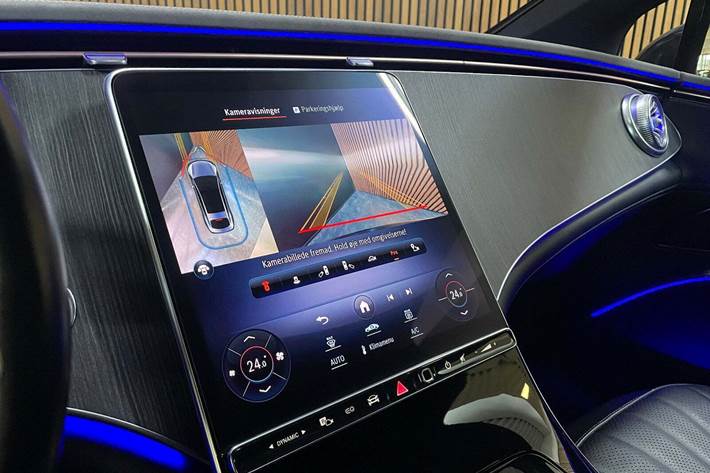 Blå Mercedes EQS350 fra 2022