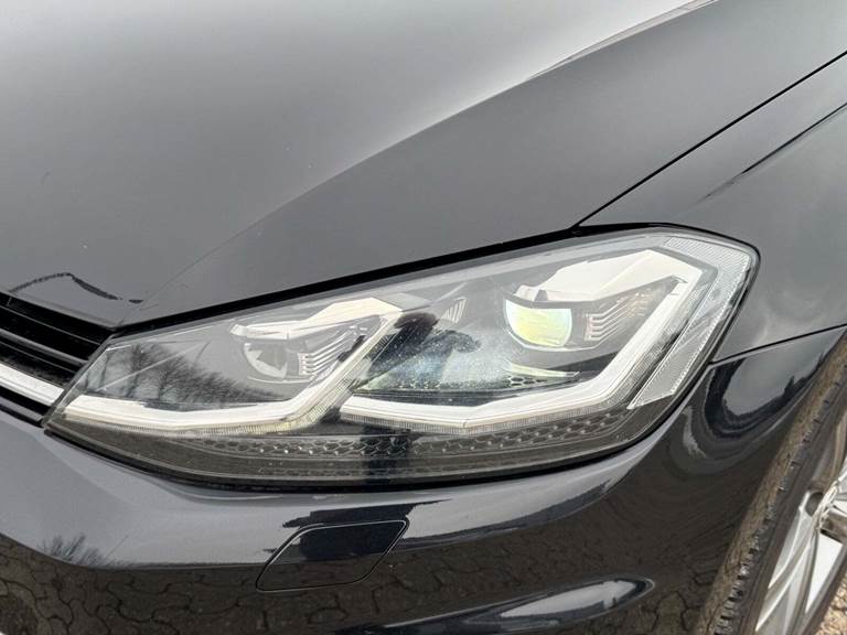 VW Golf VII 1,6 TDi 110 Comfortline Variant DSG