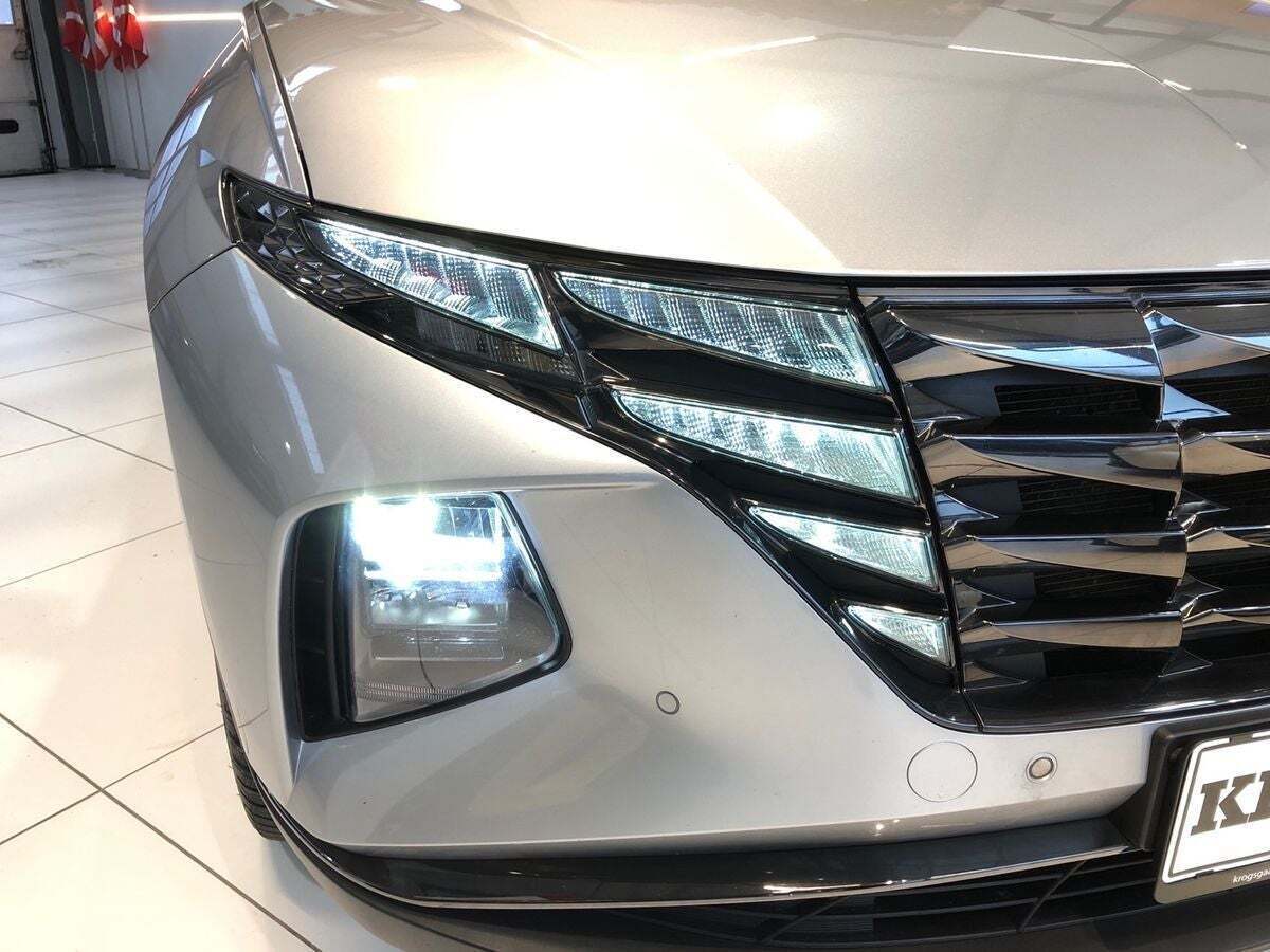 Sølv Hyundai Tucson fra 2021