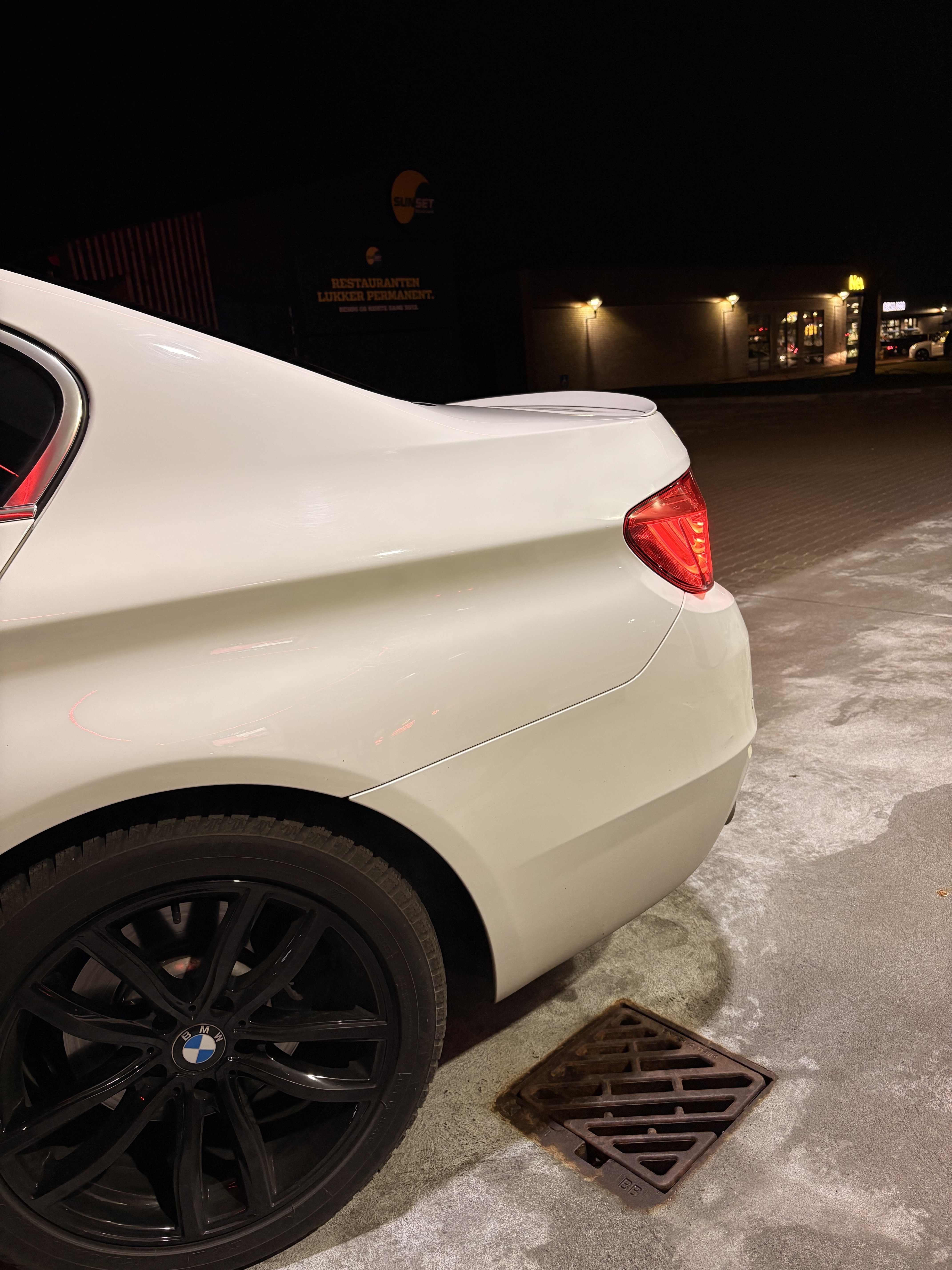 Hvid BMW 501 fra 2013