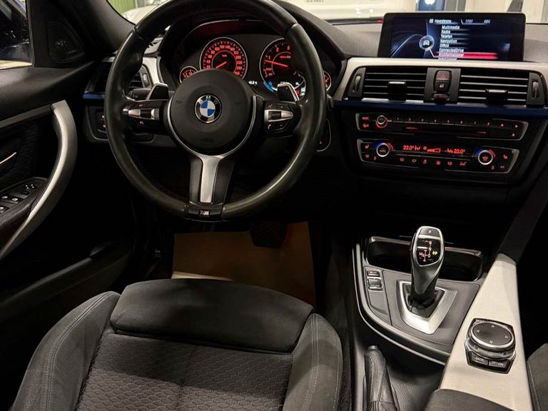 BMW 330d 3,0 aut.