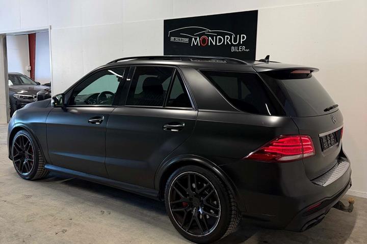 Sort Mercedes GLE63 fra 2015