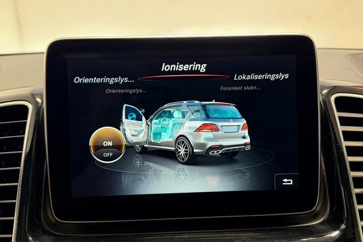 Sort Mercedes GLE63 fra 2015