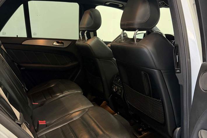 Sort Mercedes GLE63 fra 2015