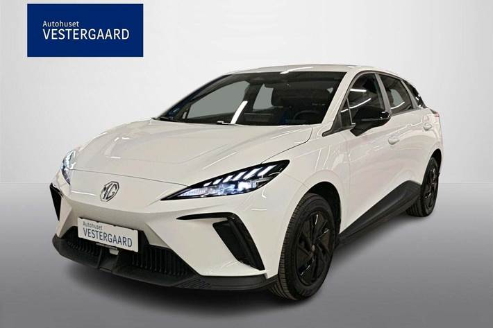 Hvid MG 4 fra 2023 set udefra