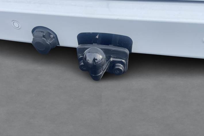 Hvid Ford E-Transit Custom fra 2025