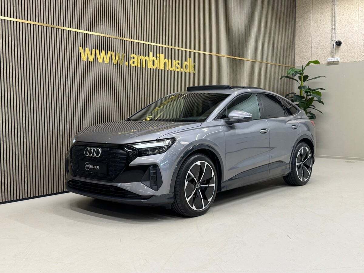 Grå Audi Q4 e-tron fra 2022