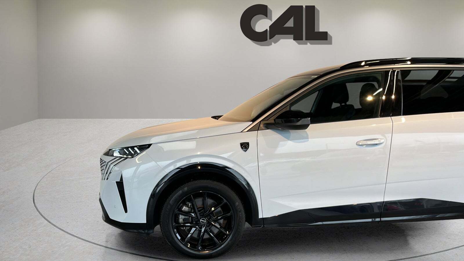 Peugeot e-5008 77 GT 7prs