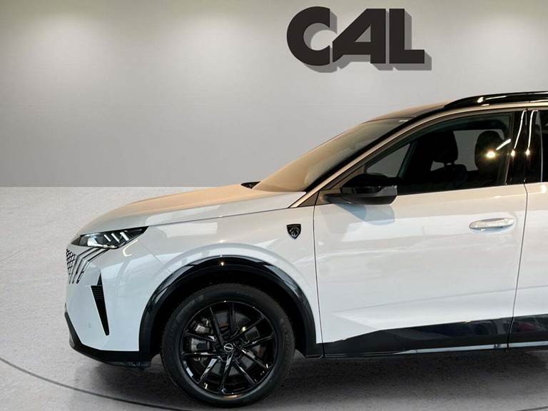 Peugeot e-5008 77 GT 7prs