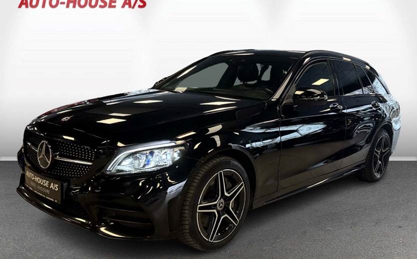Mercedes C300 de 2,0 AMG Line Night Edition stc. aut.