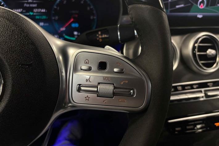 undefined Mercedes C300 de fra 2021