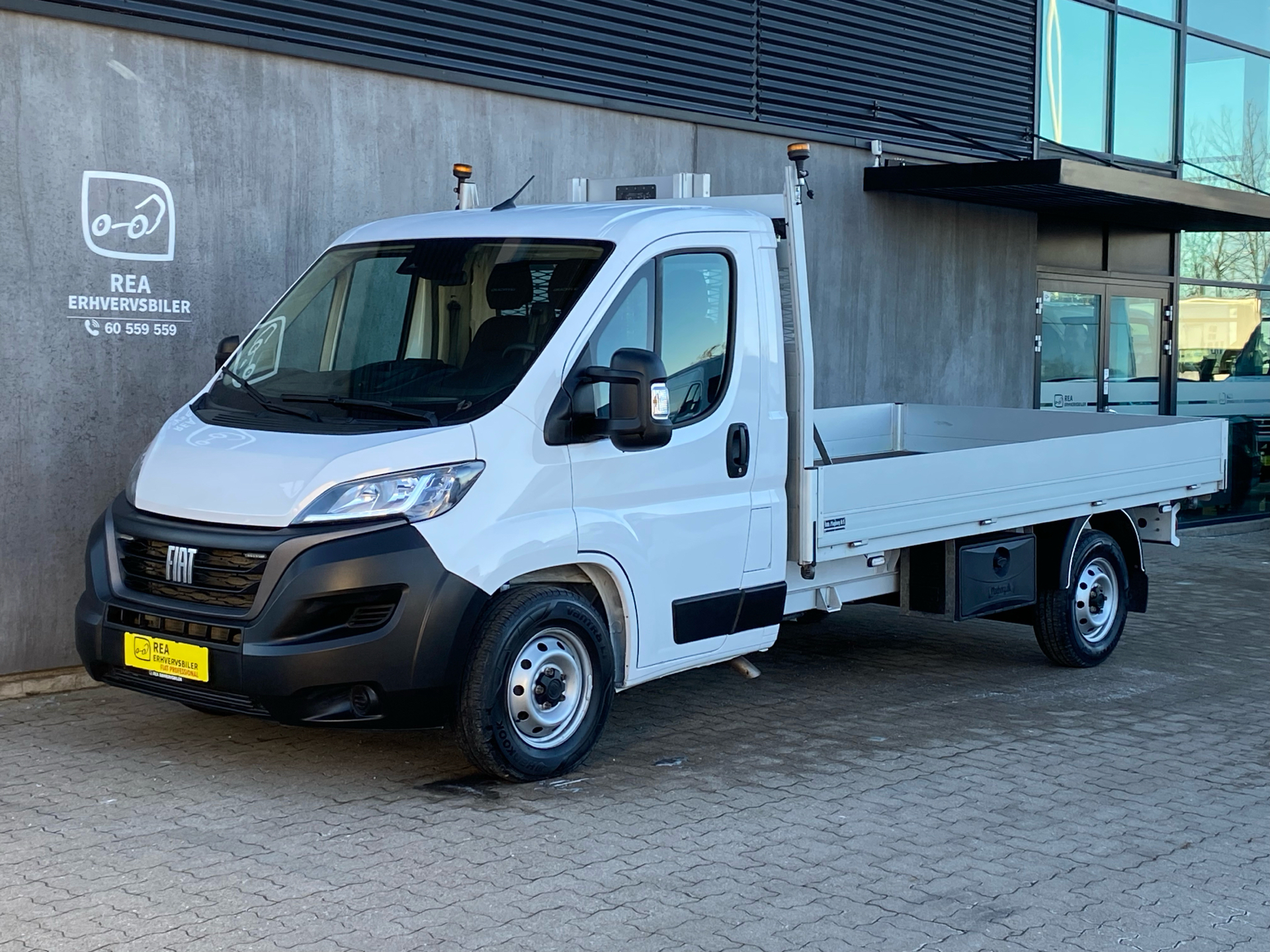 Hvid Fiat Ducato fra 2024