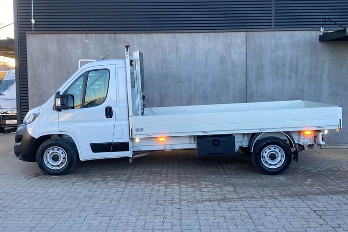 Hvid Fiat Ducato fra 2024