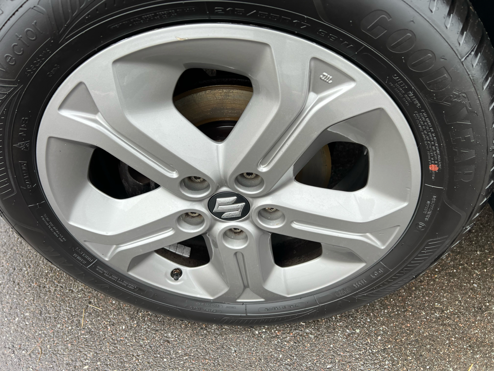 Hvid Suzuki Vitara fra 2017