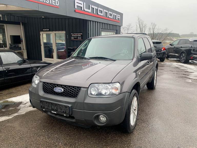 Ford Maverick 2,3 XLT Van