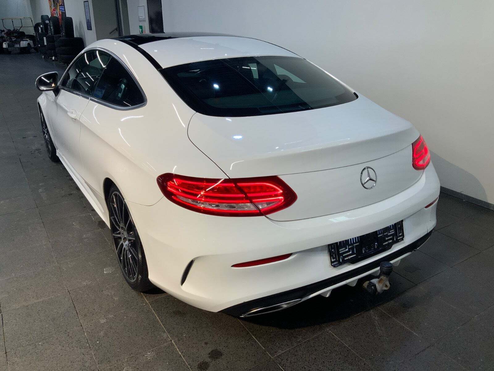 Mercedes C300 2,0 AMG Line Coupé aut.