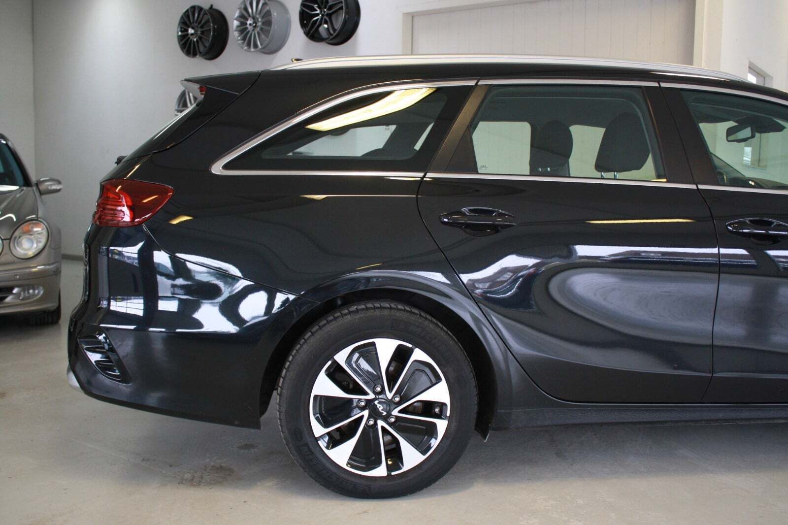 Kia Ceed 1,6 PHEV Prestige SW DCT