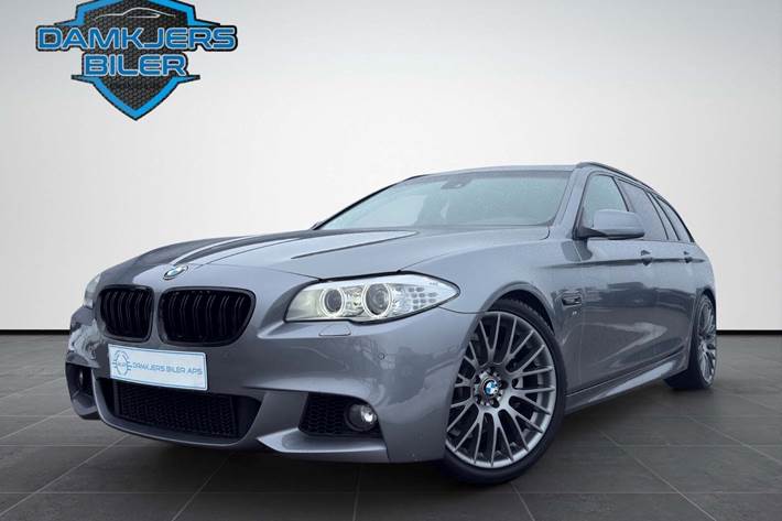 Grå BMW 520d fra 2010 set udefra