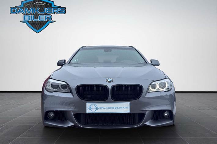 Grå BMW 520d fra 2010