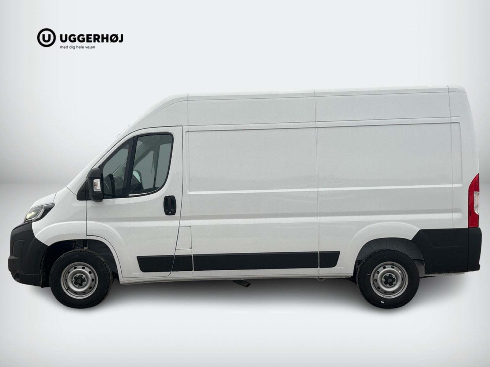 Peugeot Boxer 333 2,2 BlueHDi 140 L2H2 Premium