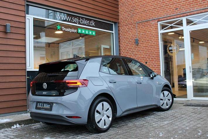 Grå VW ID.3 fra 2023