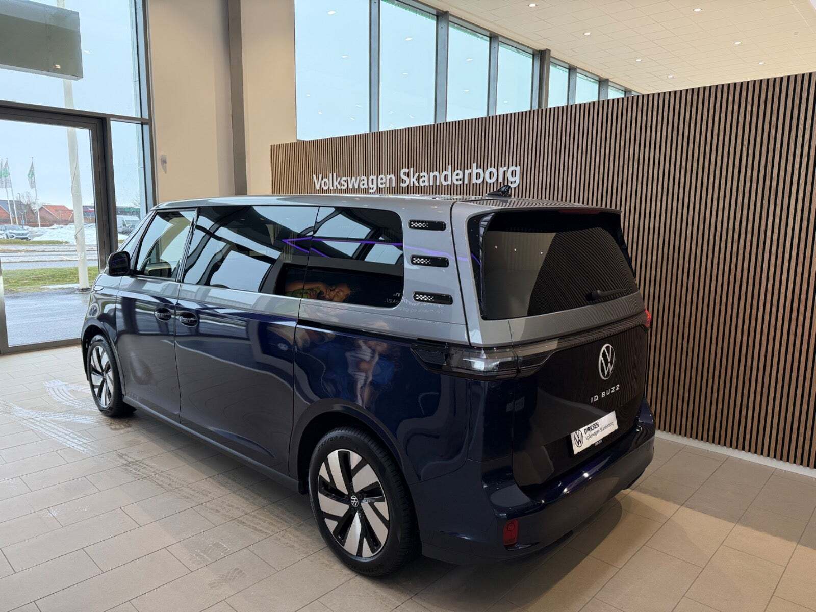 VW ID.Buzz 86 Life+ 7prs LWB