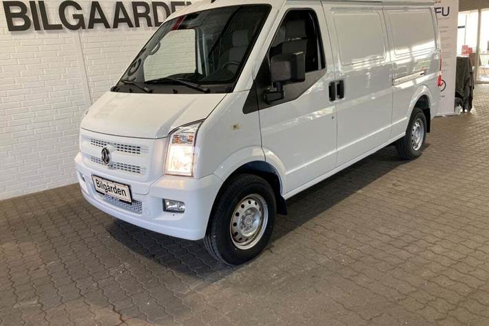 Hvid DFSK EC35 fra 2025 set udefra