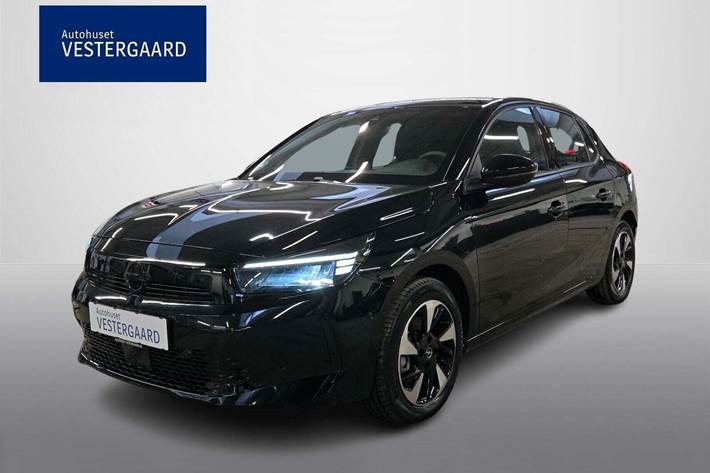 Sort Opel Corsa-e fra 2024 set udefra
