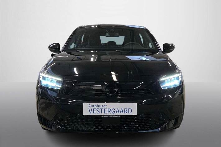 Sort Opel Corsa-e fra 2024