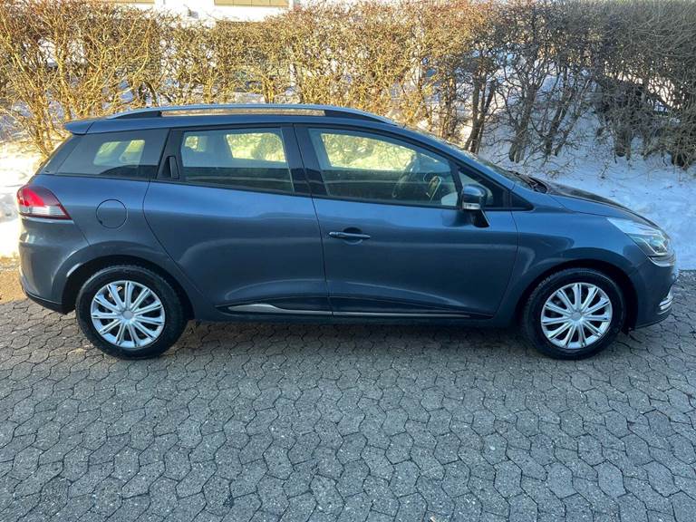Renault Clio IV 0,9 TCe 90 Expression Sport Tourer