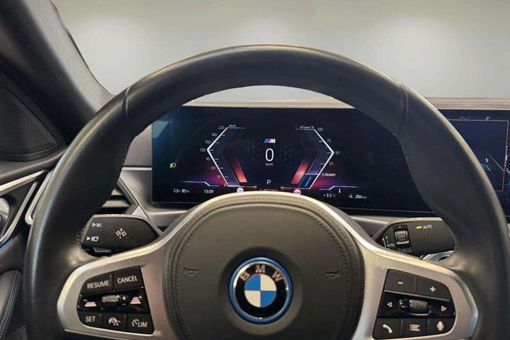 Sort BMW i4 fra 2024
