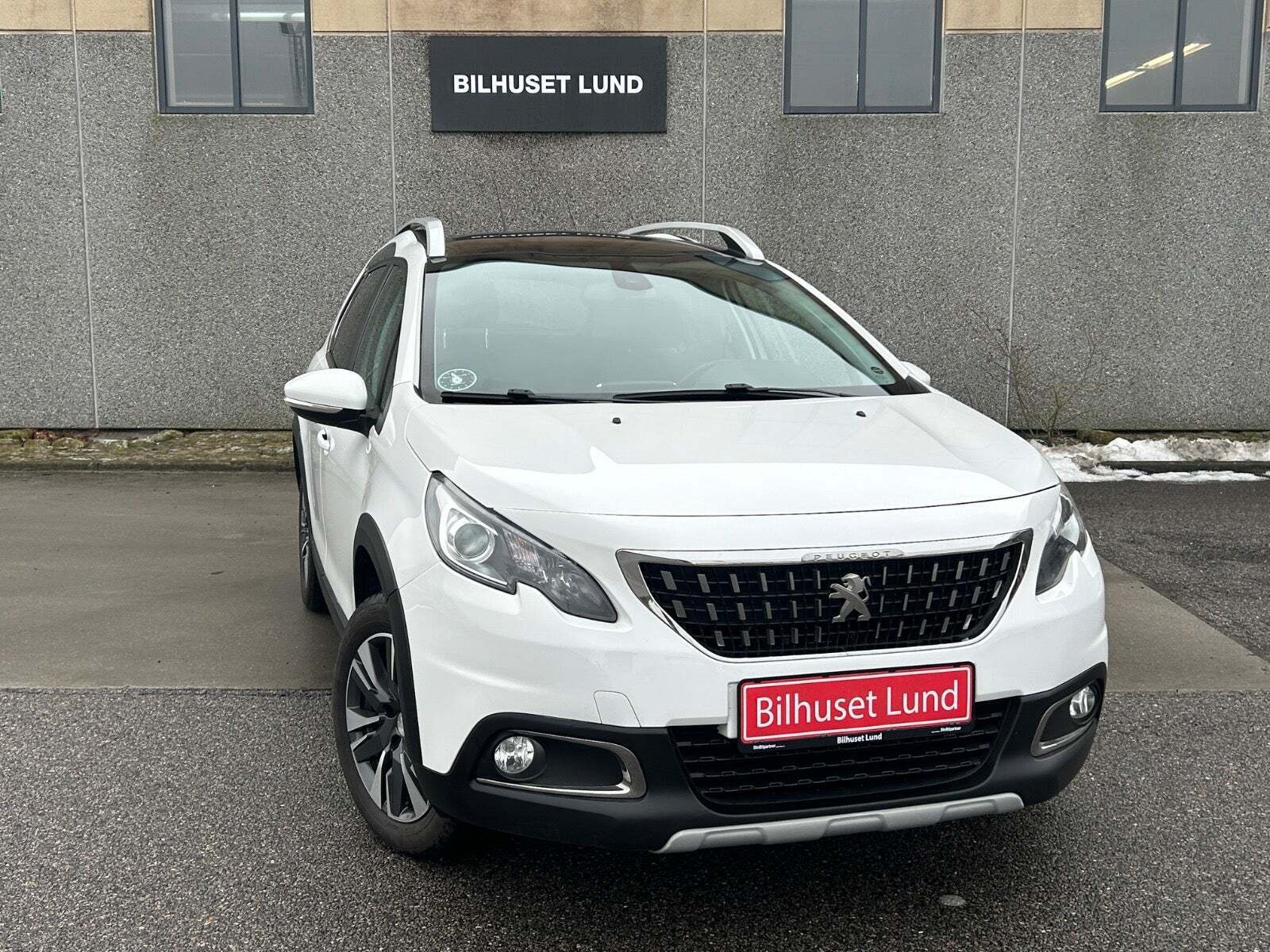 Peugeot 2008 1,2 PureTech 82 Allure Sky