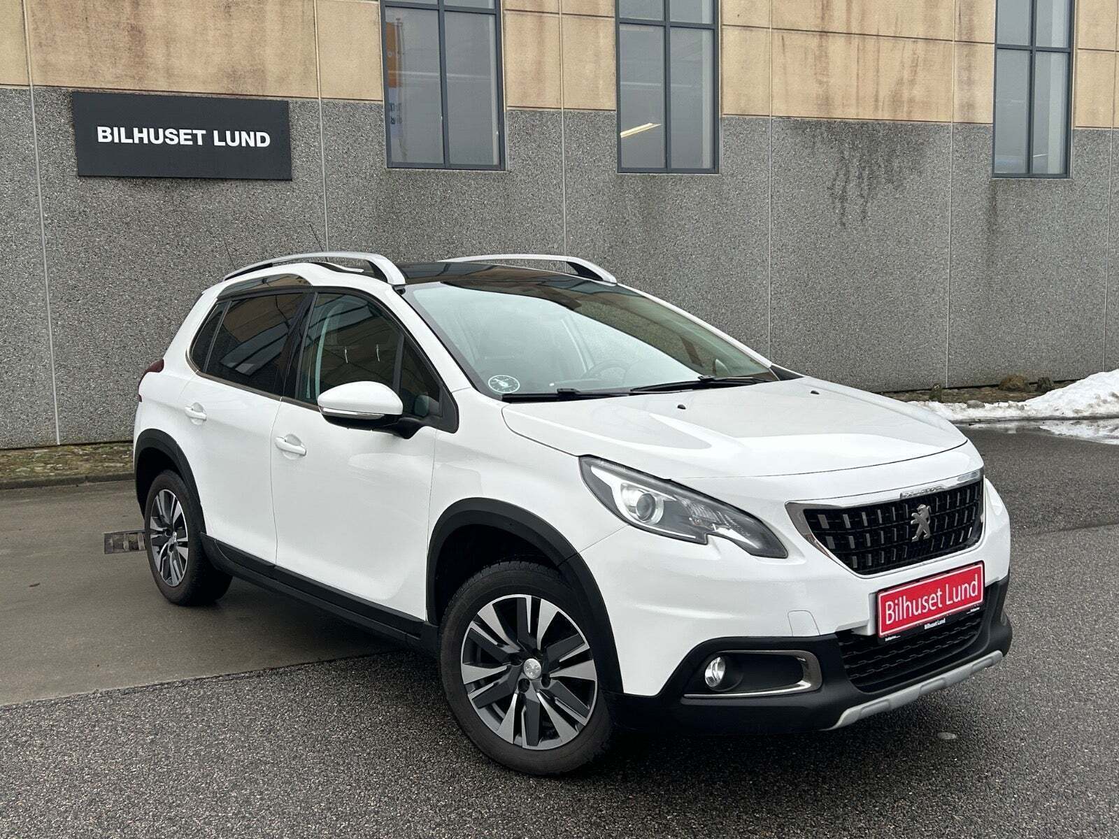 Peugeot 2008 1,2 PureTech 82 Allure Sky
