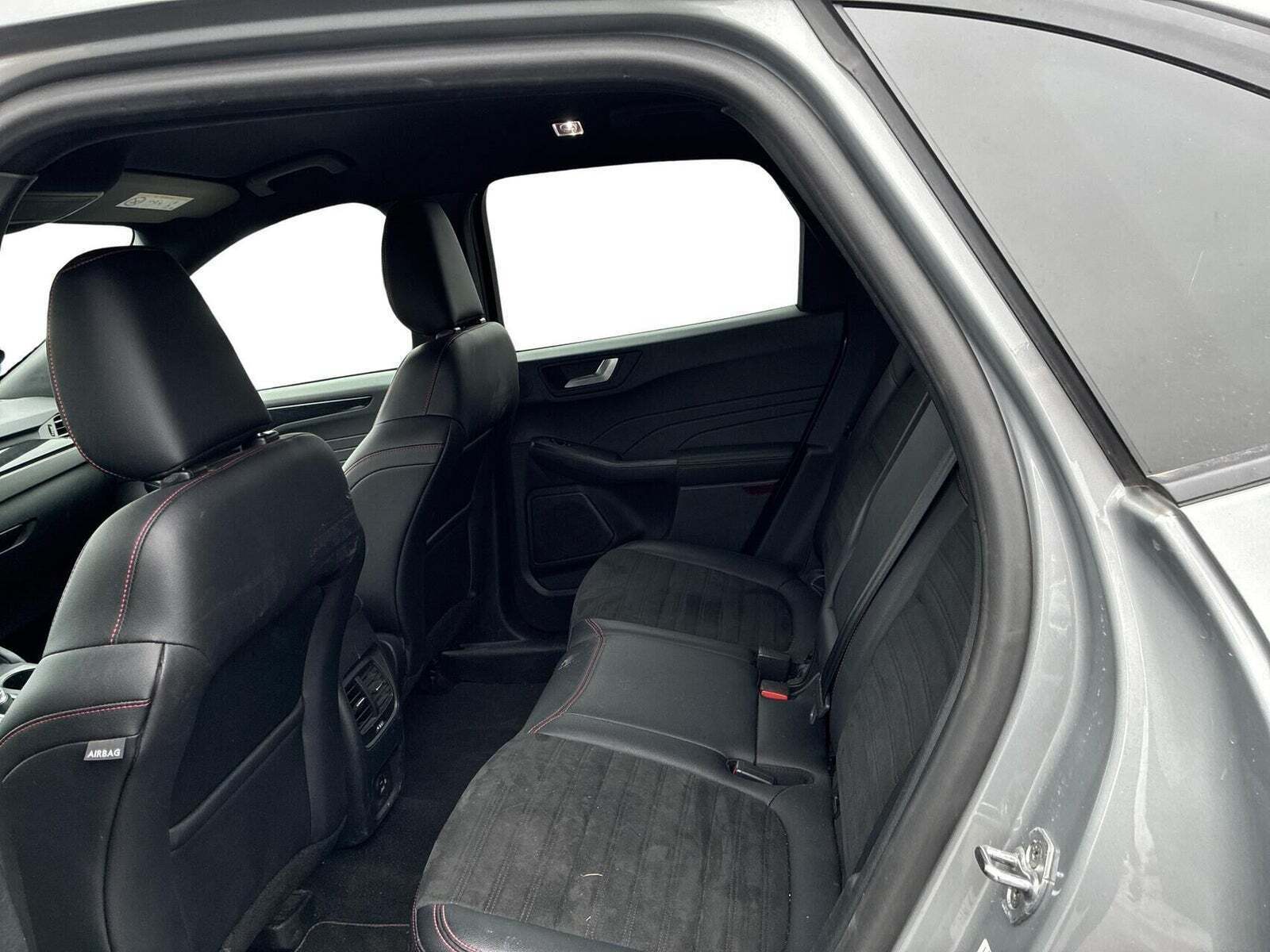 Ford Kuga 2,5 PHEV ST-Line X CVT