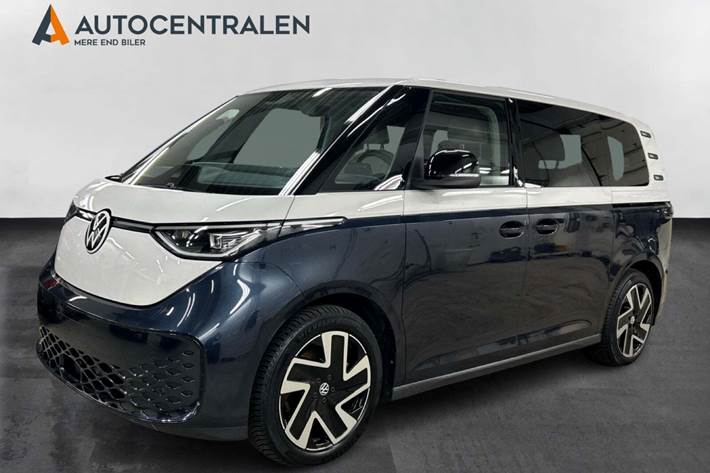 Blå VW ID.Buzz fra 2023 set udefra