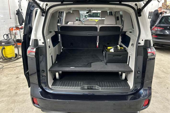 Blå VW ID.Buzz fra 2023