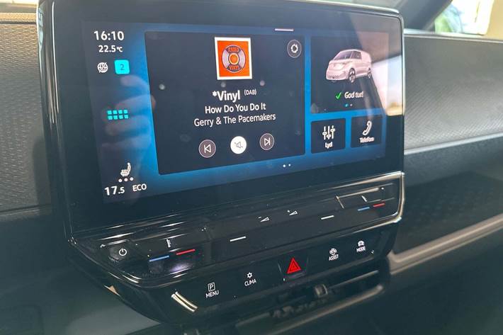 Blå VW ID.Buzz fra 2023