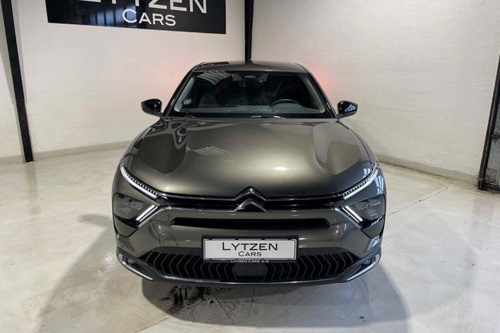 Grøn Citroën C5 X fra 2022