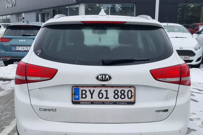 Hvid Kia Ceed fra 2018