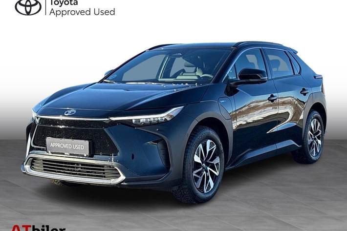 Sort Toyota bZ4X SUV fra 2025 set udefra