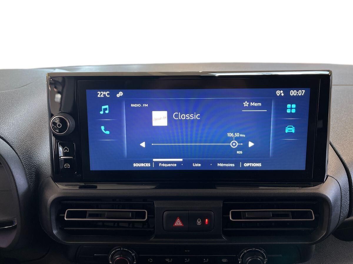Hvid Toyota ProAce City fra 2026