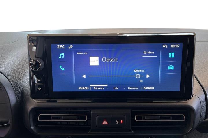 Hvid Toyota ProAce City fra 2026
