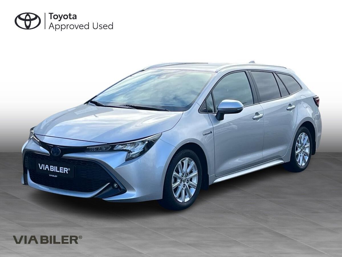 Grå Toyota Corolla fra 2020